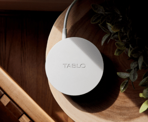 Closeup of the Tablo device itself sitting on a table